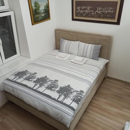 Apartman Silvana Apartment Beograd Ngoại thất bức ảnh