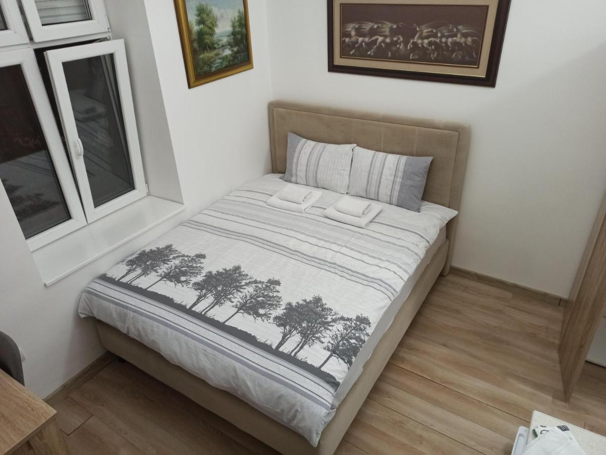 Apartman Silvana Apartment Beograd Ngoại thất bức ảnh